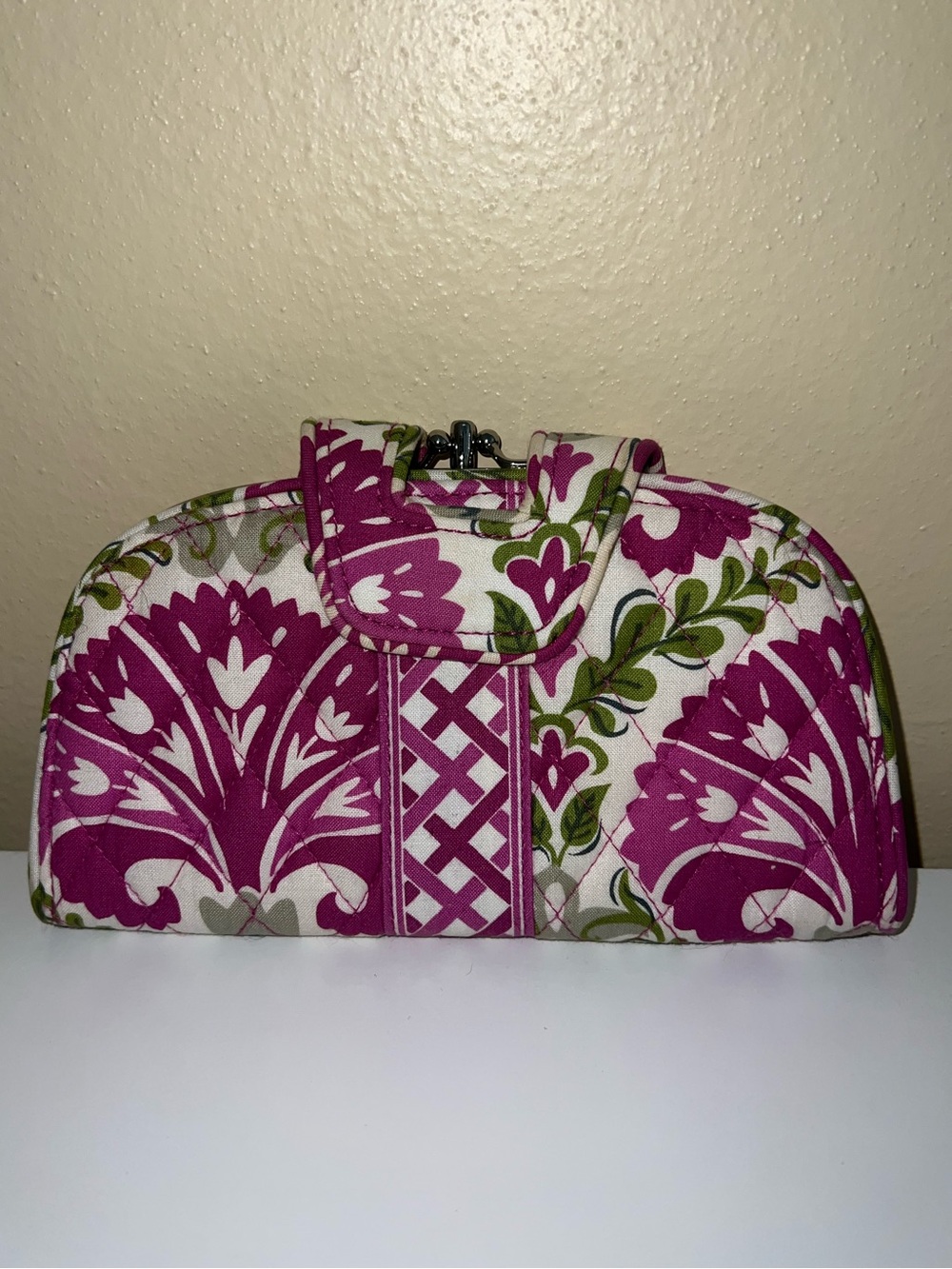 Vera Bradley Julep Tulip Kisslock wallet Floral Quilted Clutch Bag